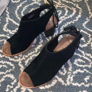 TOMS Black heels